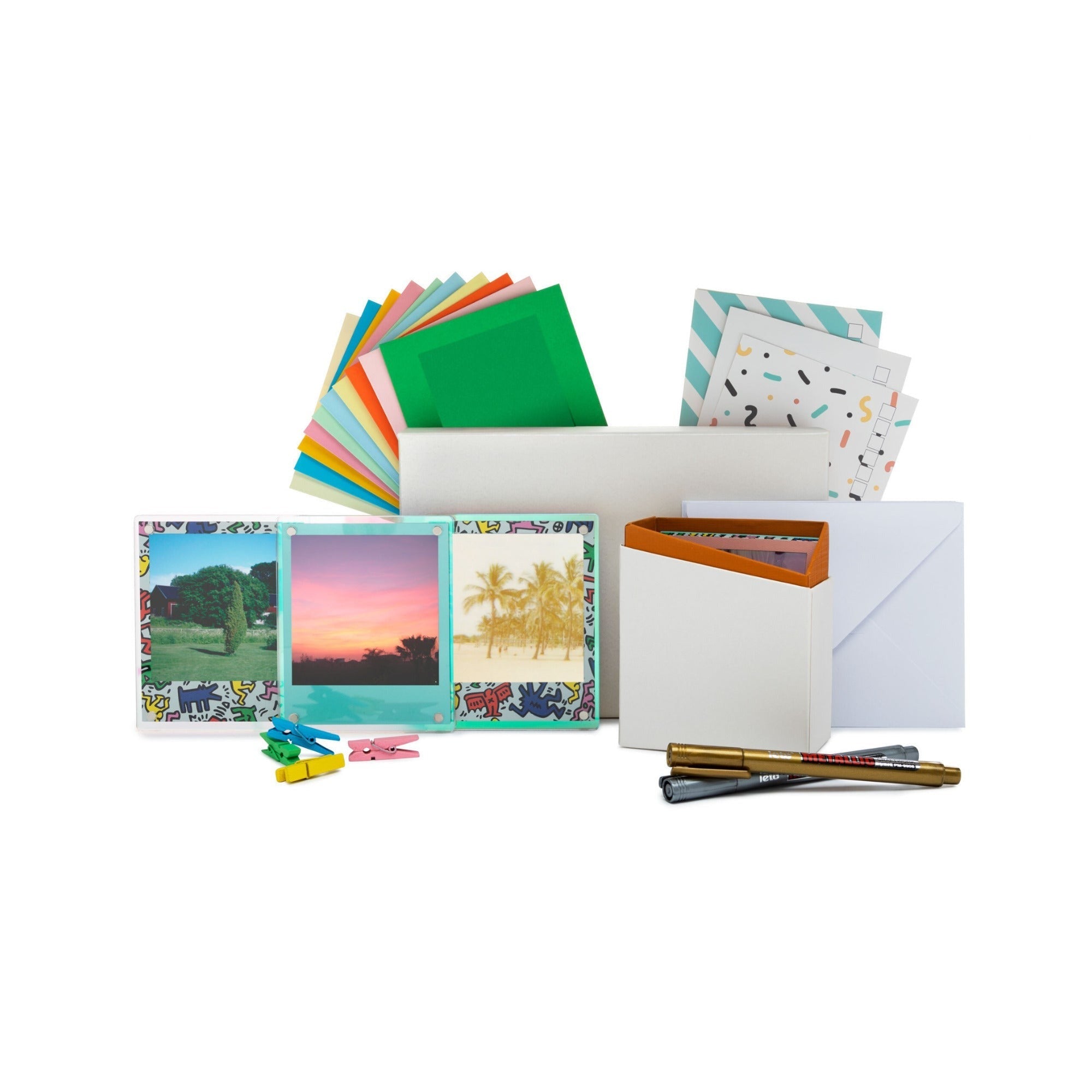 Polaroid Now VF i-Type Instant Camera (B&W) Bundle with Film &Accessories