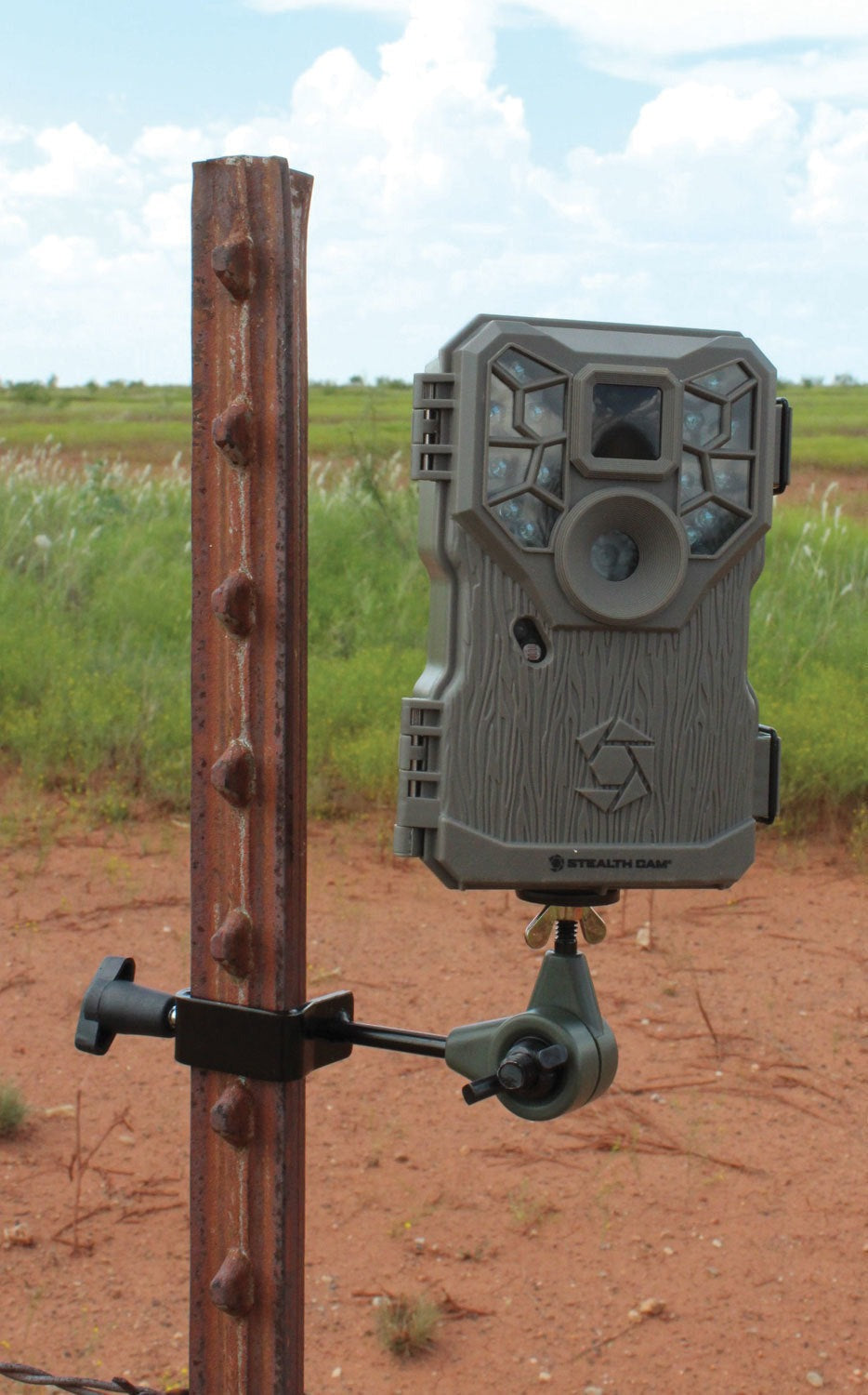 HME Products T-Post Trail Camera Holder (10-Pack)