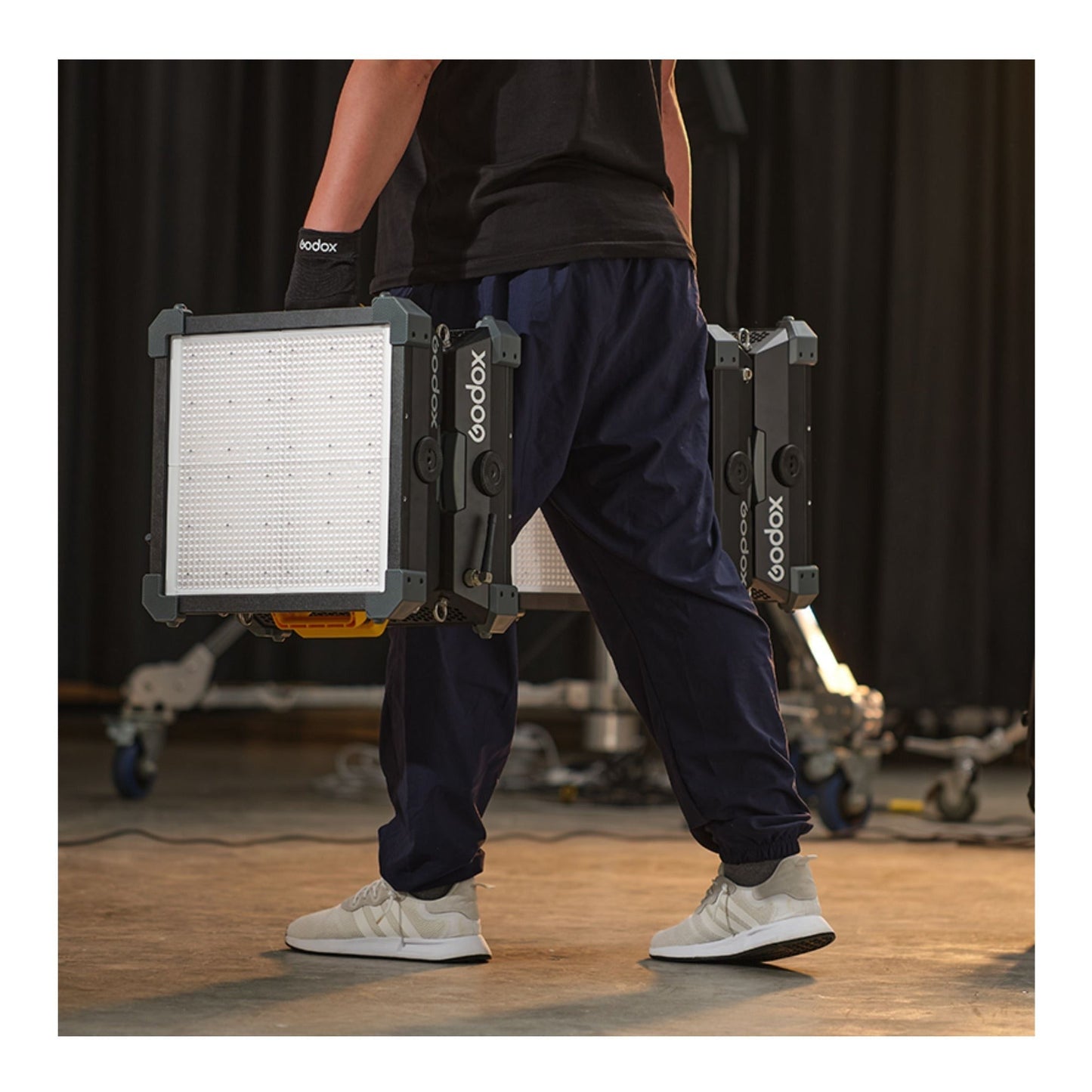 Godox Knowled P600BI 650W Bi-Color LED Light Panel with 11 FX Lighting Modes CRI 96 TLCI 96