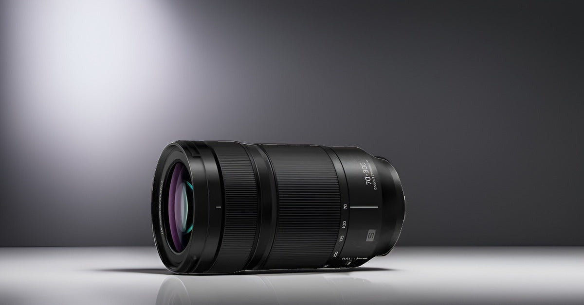 Panasonic LUMIX S-R7030 70-300mm f/4.5-5.6 Full-Frame Telephoto L Mount Lens f with Hard Case