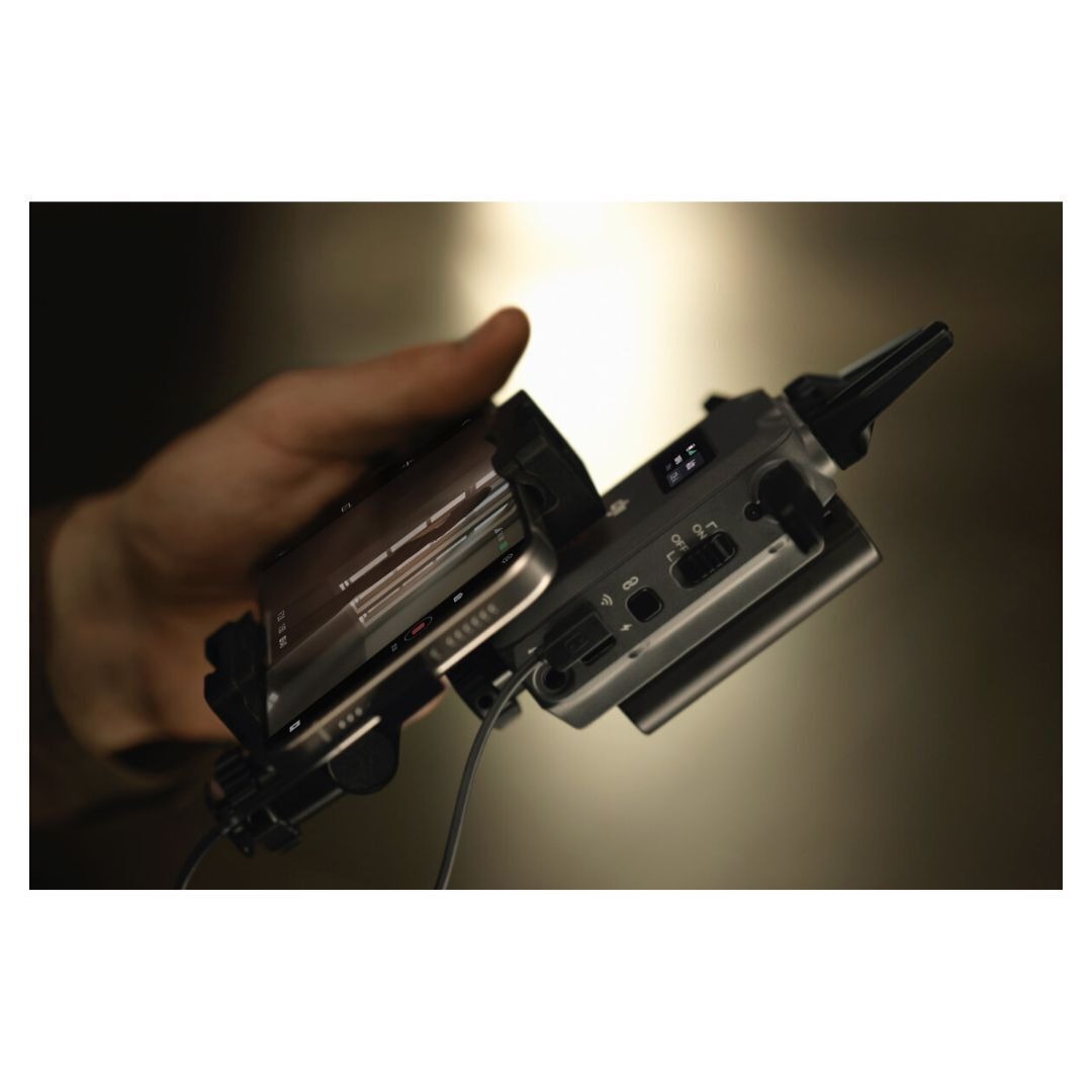 DJI USB-C to USB-C 22cm RX to Phone Connection Cable with L-Shaped Connectors