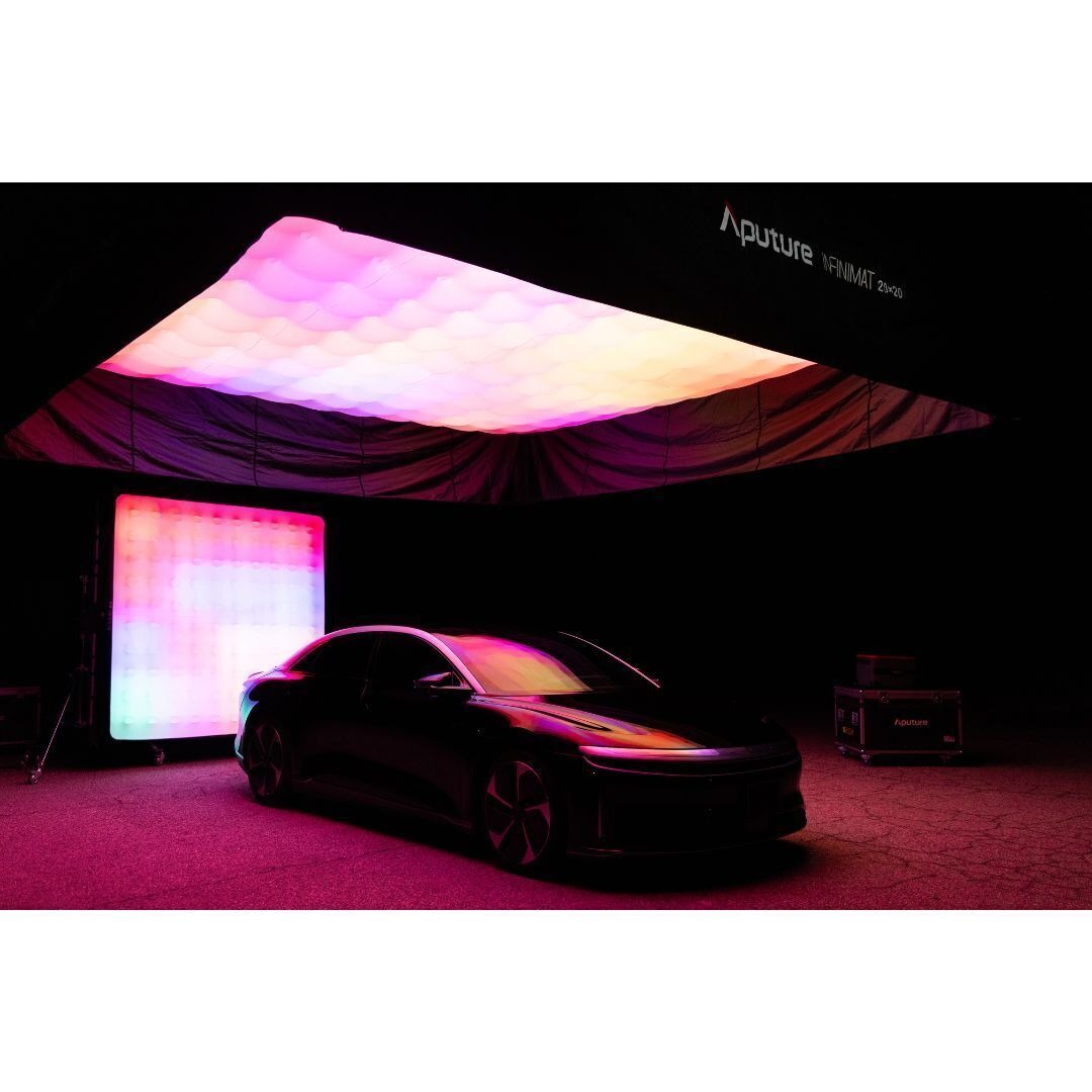 Aputure INFINIMAT 20x20 Kit of Full-Color Pixelated LED Modular Light Mat with Inflatable Softbox