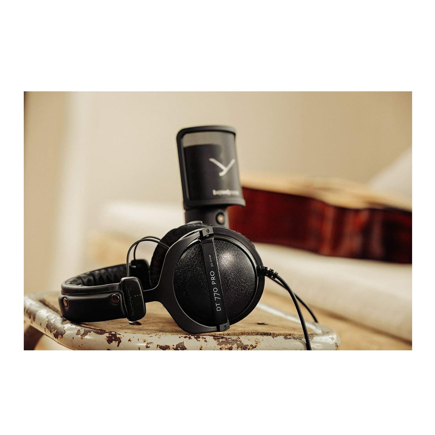 Beyerdynamic DT 770 PRO Over-Ear Headphones (32 Ohm)
