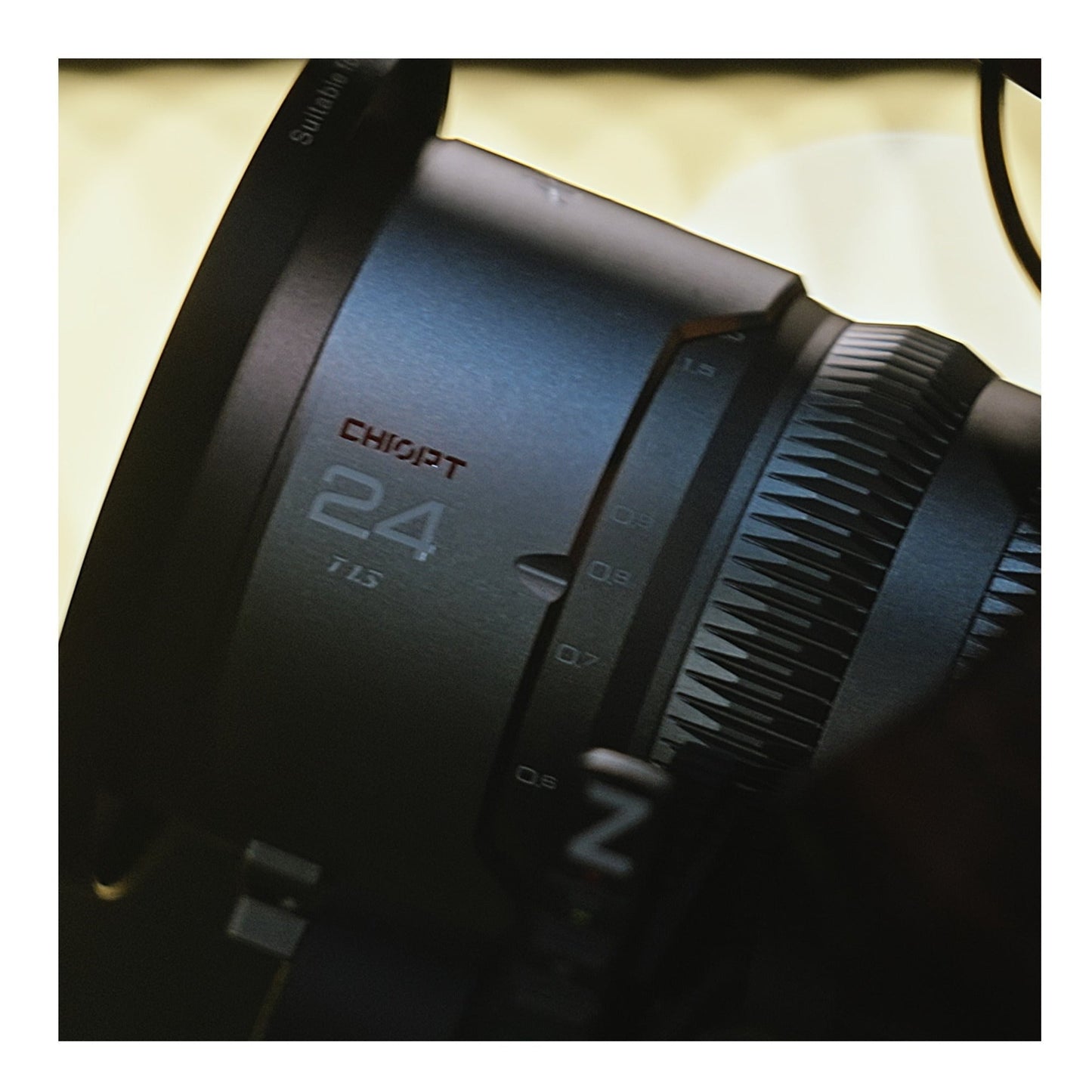 CHIOPT AURA 24mm T1.5 Cinema Lens (Canon RF) Full-Frame Wide-Angle Prime with Superfast Aperture