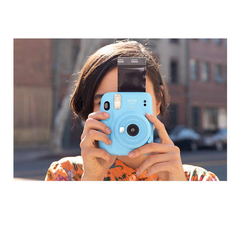 Fujifilm instax Mini 11 Instant Camera Bundle (Sky Blue)