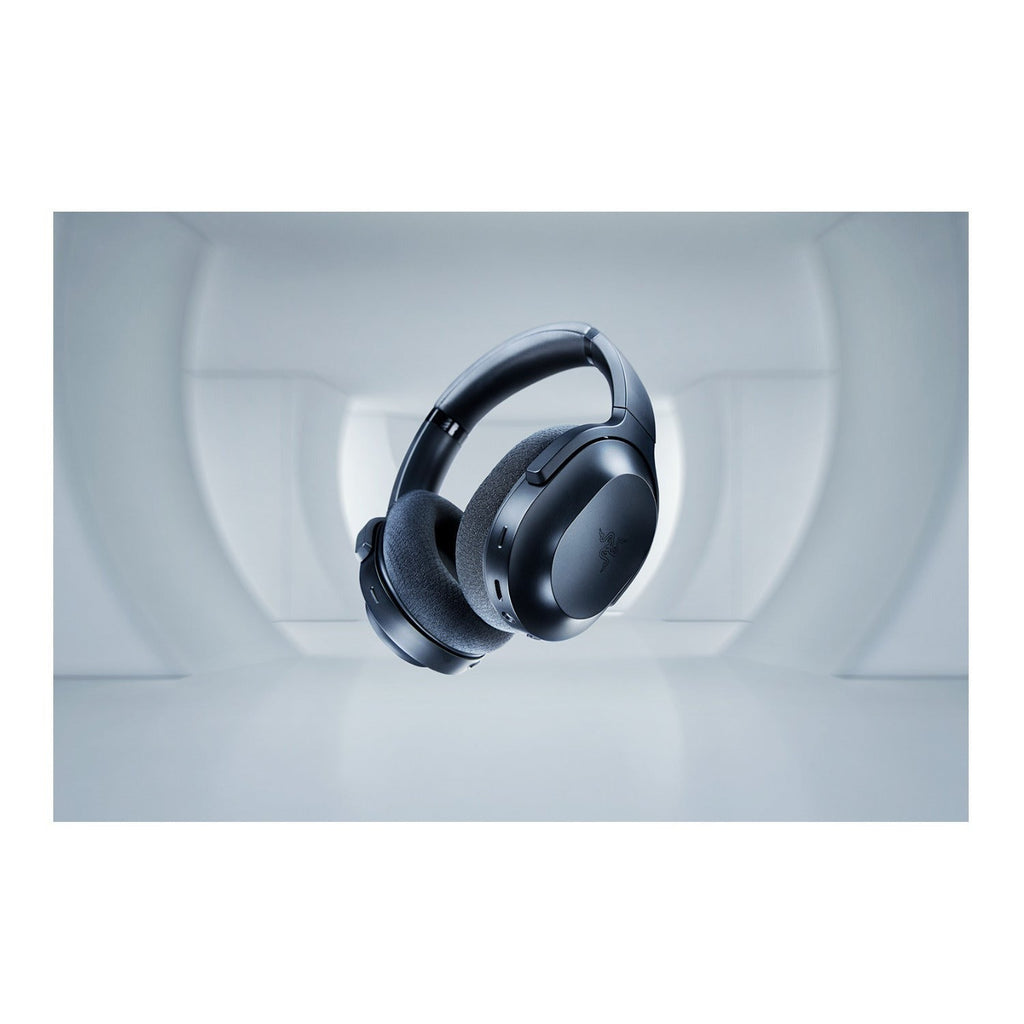 Razer Barracuda Wireless Gaming Headset with Dual Wireless and THX Spatial Audio