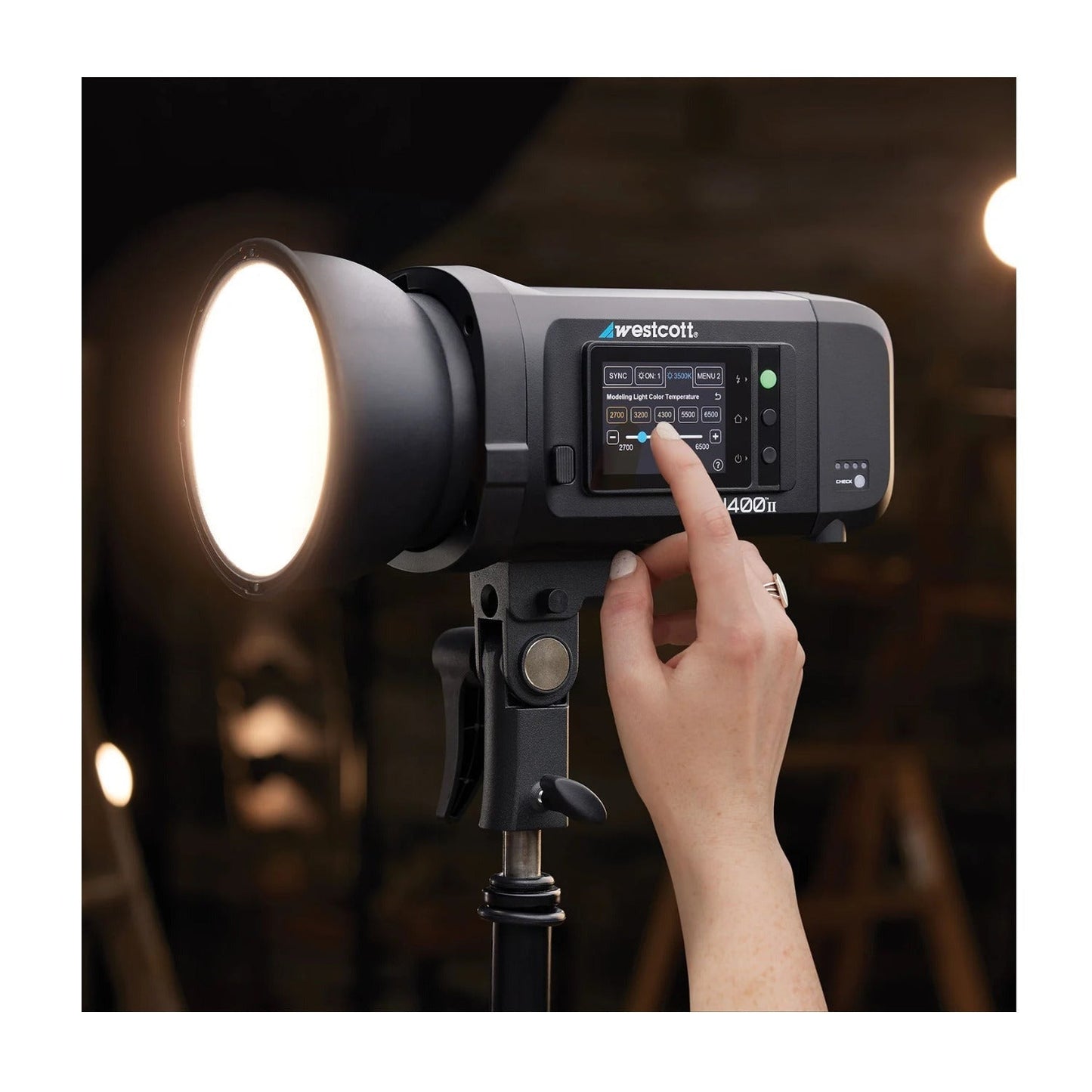 Westcott FJ Wireless 2-Light Portable Portrait Flash Kit with FJ-X3 Multi-Brand Wireless Trigger
