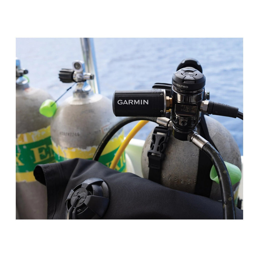 Garmin Descent T2 Transceiver with Waterproof Hard Case Bundle