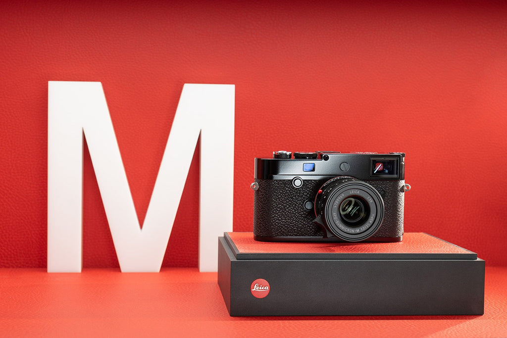 Leica M10-R Digital Rangefinder Camera (Black Paint Finish)