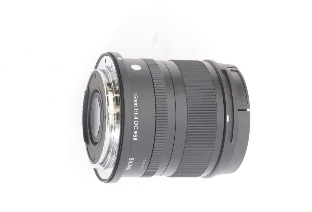 Sigma 15mm F1.4 DC Contemporary Lens for Mirrorless Cameras (Canon RF Mount) (Used)