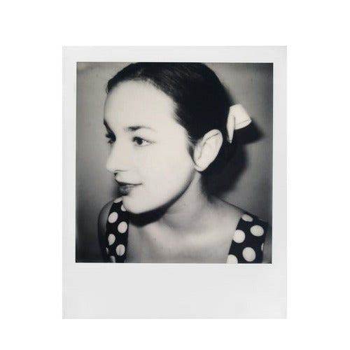 Polaroid Originals Black & White Instant Film for 600 Cameras (8 Exposures)