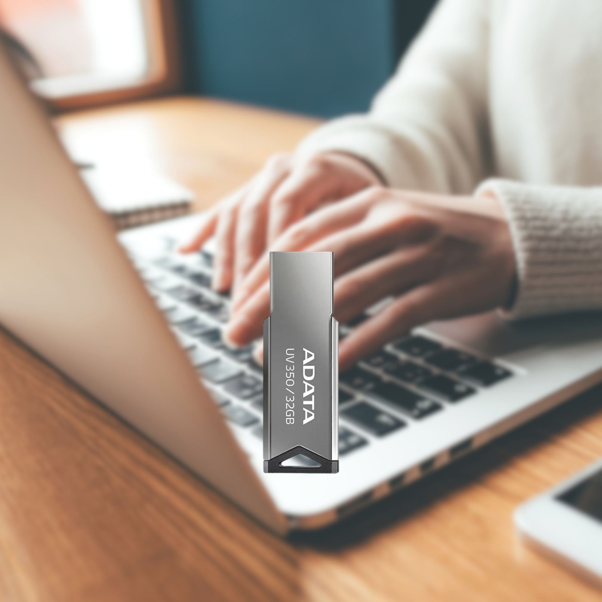 ADATA 32GB Metal USB 3.2 Flash Drive - AUV350 (20-pack)