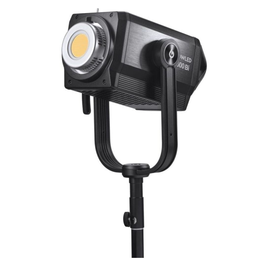 Godox Knowled M600Bi 2.4-Inch LED Light with 7 Built-In Cinematic FX Effects and Ergonomic Design