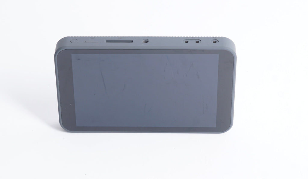 YoloLiv Instream All-in-One Vertical Multicam Monitor (Used)