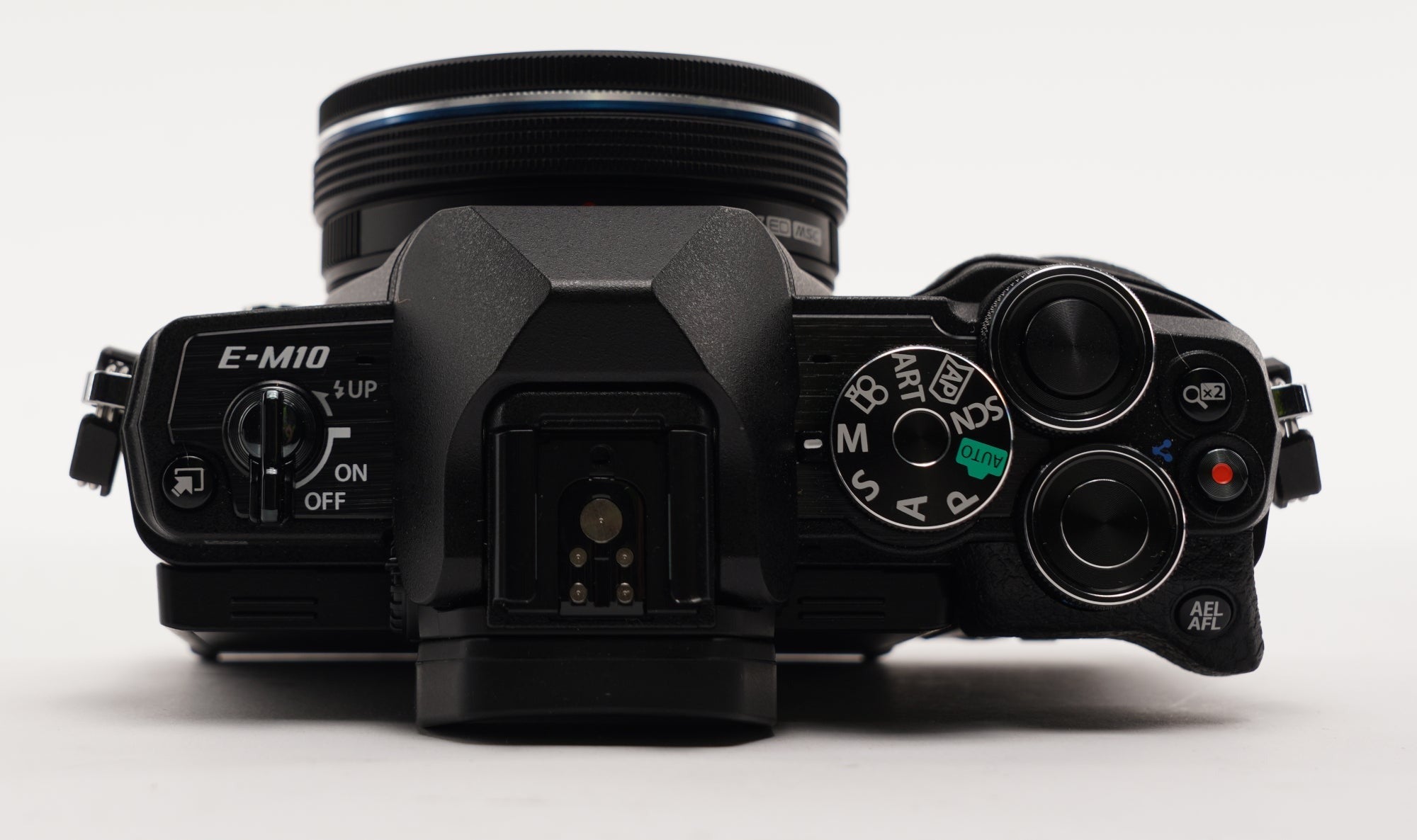 Olympus OM-D E-M10 Mark IV Camera (Black) & M.Zuiko Digital ED 14-42mm Lens Kit (Used)