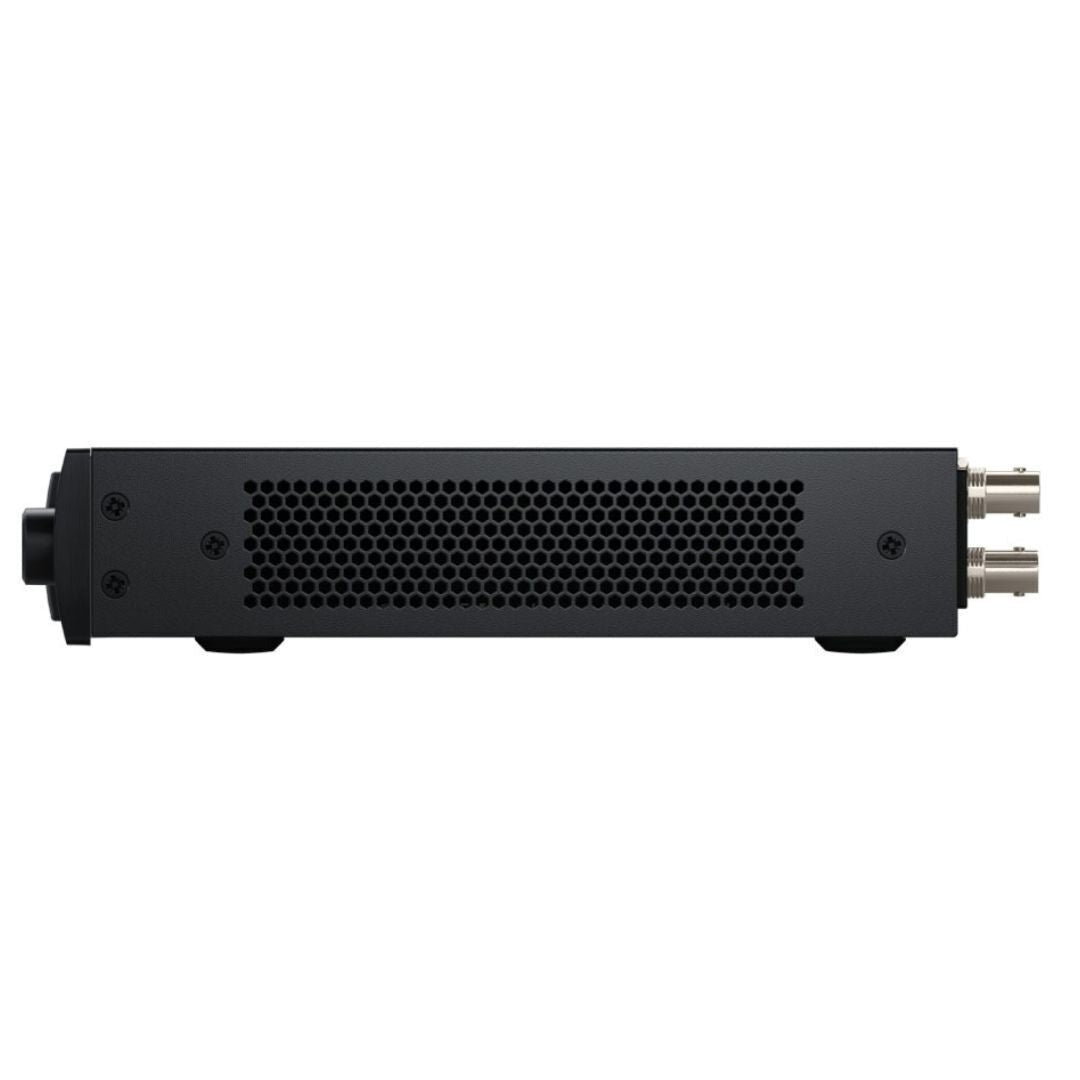 Blackmagic Design 2110 IP Converter 3x3G with 2.2-Inch LCD Display and 10G Ethernet (Black)