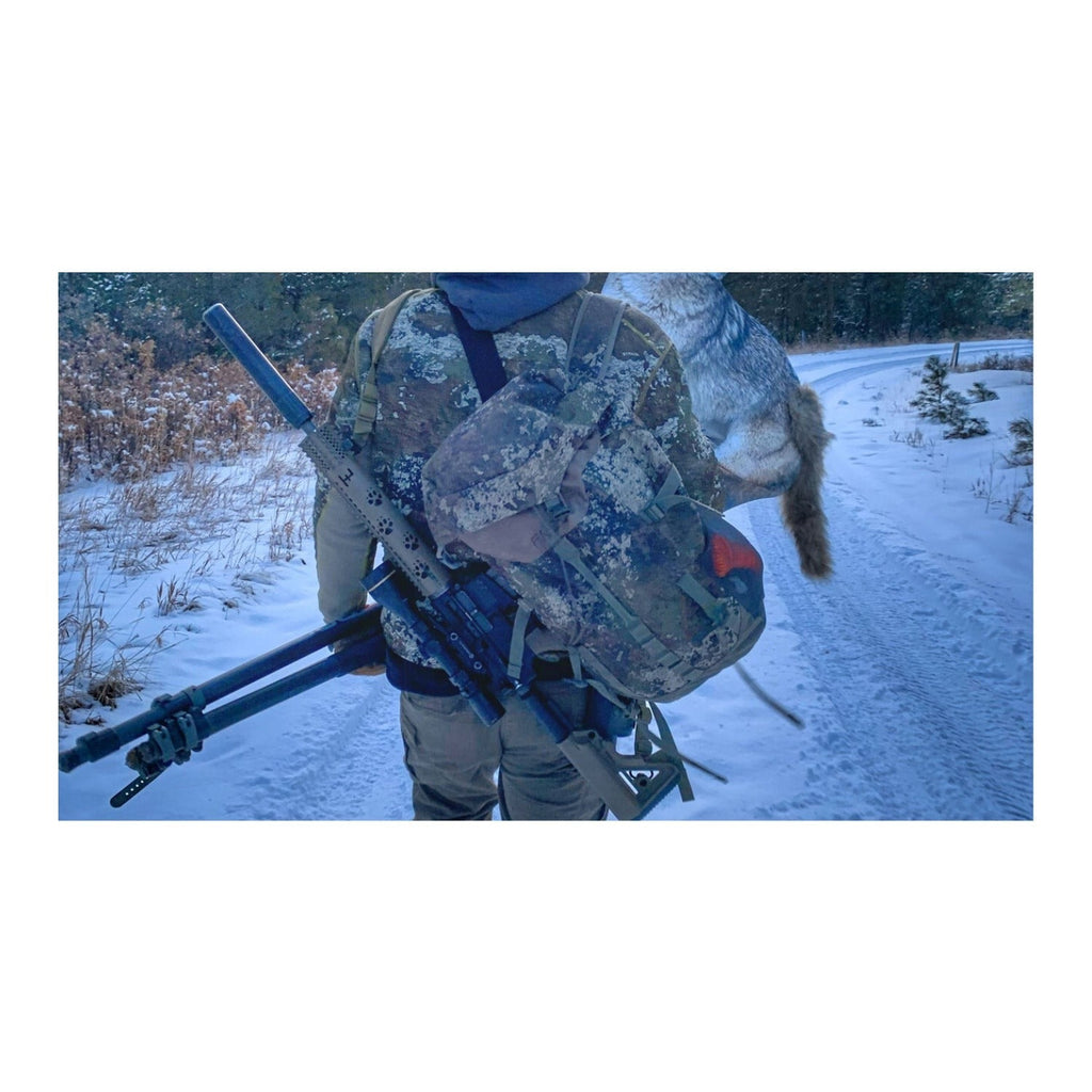 Montana The Song Dog Realistic Coyote Decoy with 3D Moving Tail