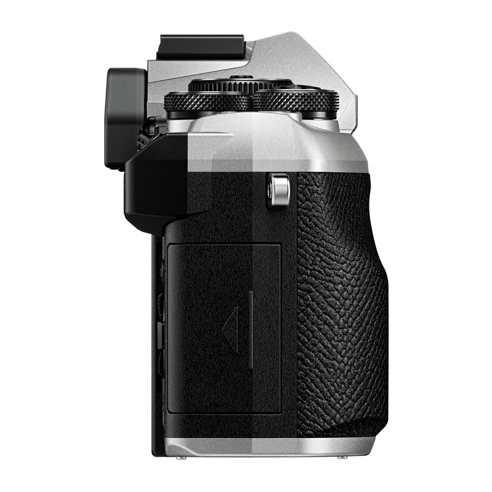 OM SYSTEM OM-5 Mark II Mirrorless Camera with 14-150mm f/4-5.6 II Lens (Silver)