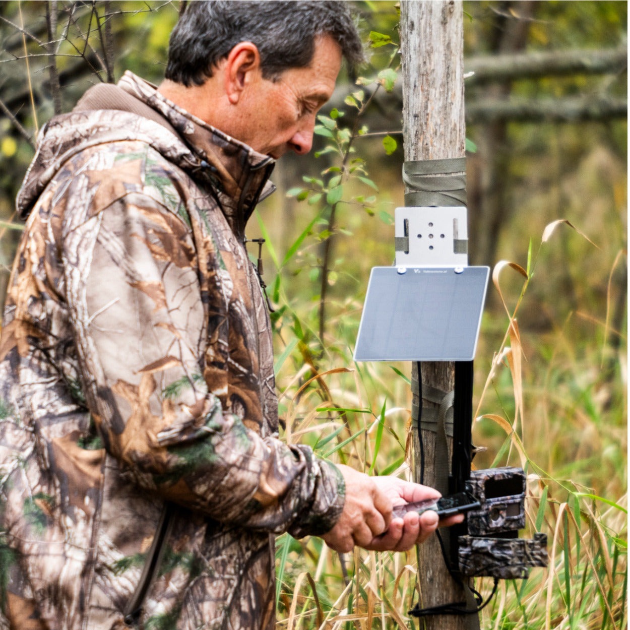 Yellowstone Y2 Cellular Trail Camera (4 Pack) with Security Box and Card Reader