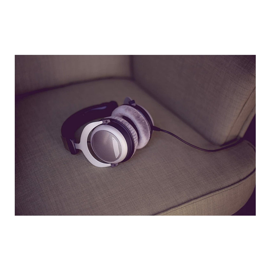 Beyerdynamic DT 880 Premium Edition Over-Ear Stereo Headphones (250 Ohm) with Stereo Amp Bundle