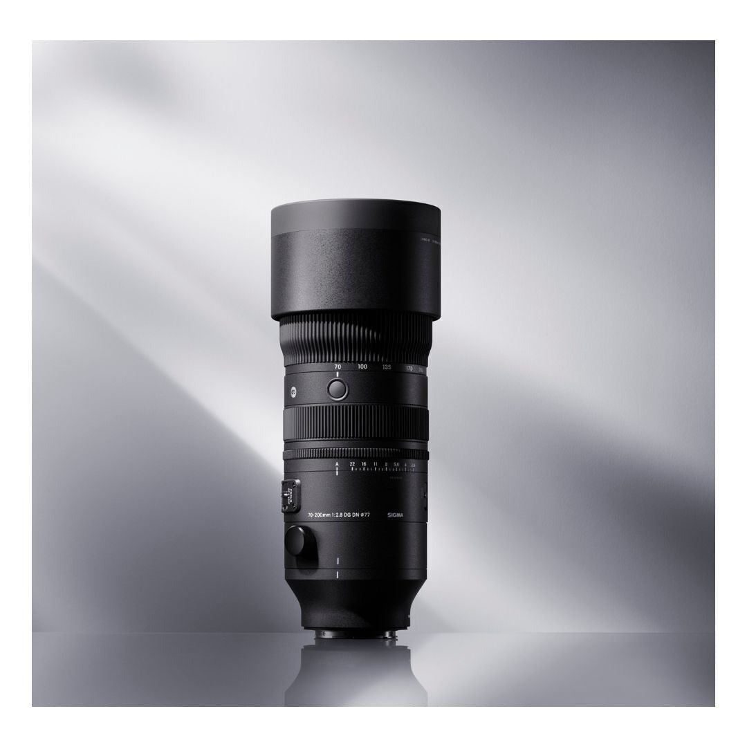 SIGMA 70-200 mm F2.8 DG DN OS Sports for Sony E-Mount with Waterproof Hard Case Bundle