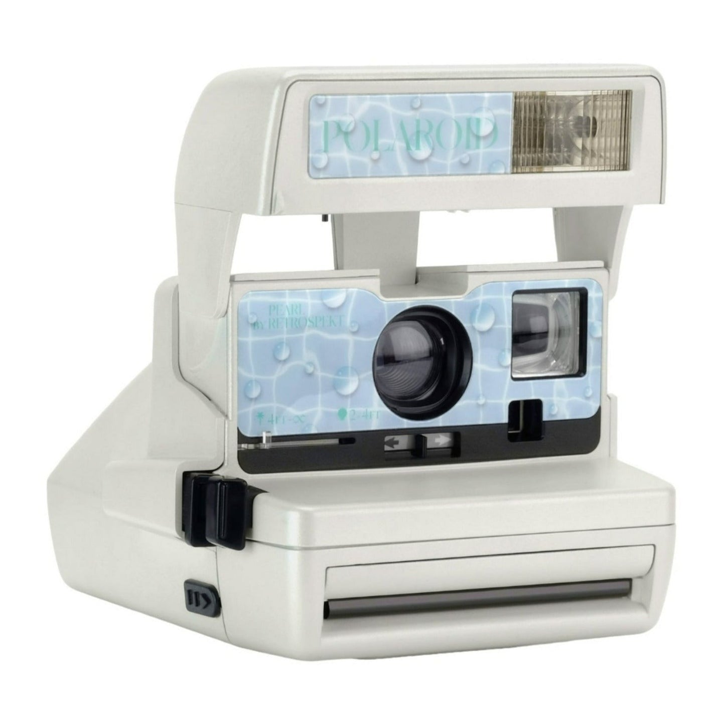 Polaroid 600 Redesigned Built to Last Instant Film Camera (Pearlescent Ivory)