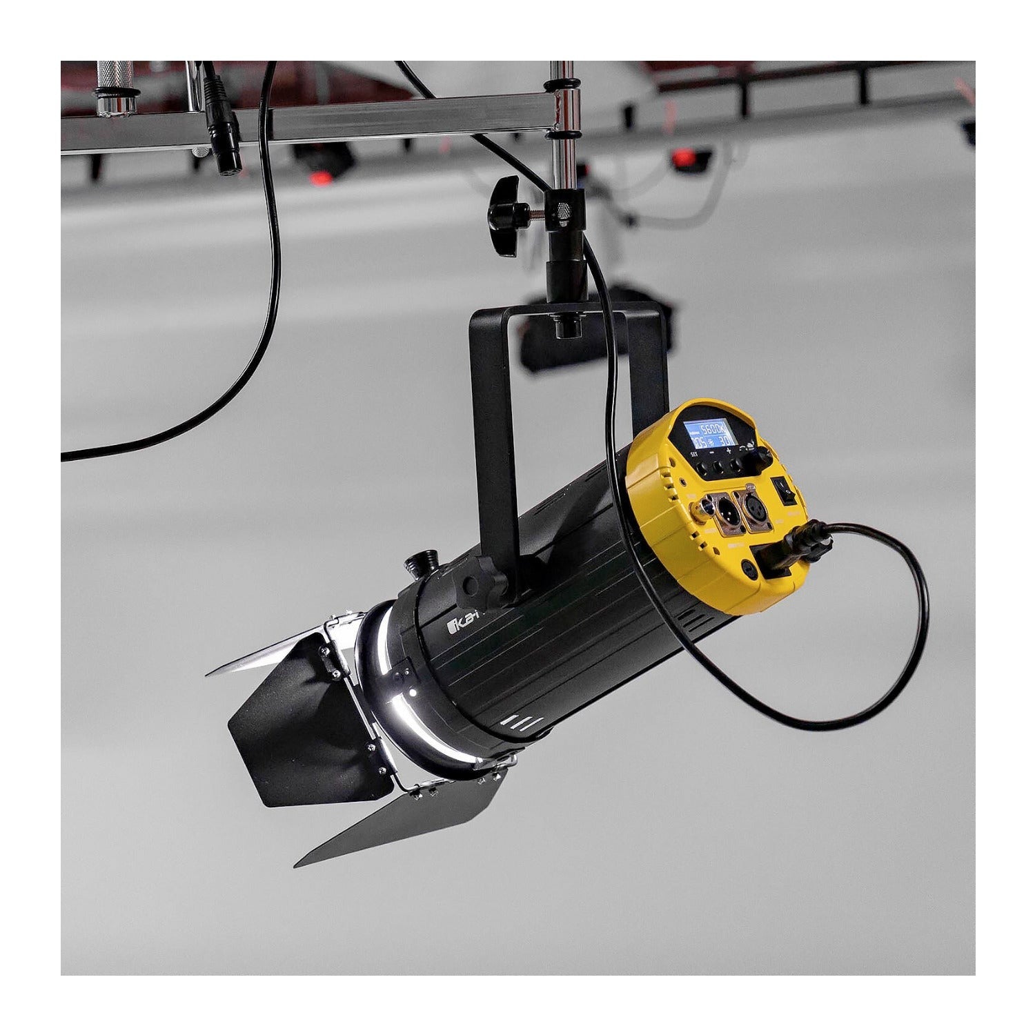 ikan Helia 150W Bi-Color LED Fresnel Light