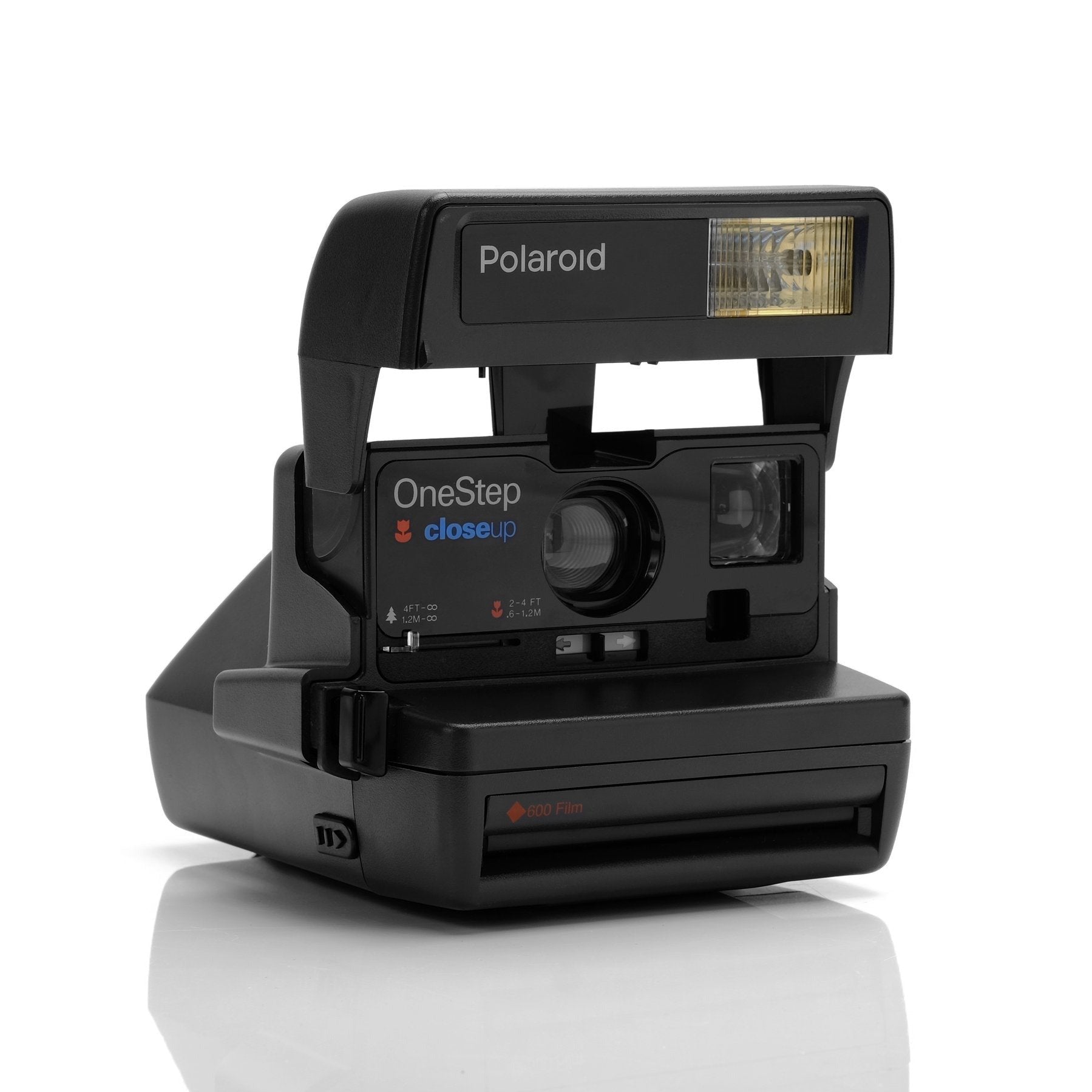 Polaroid 600 Camera - Close Up