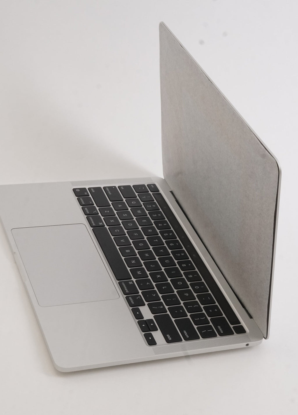 Apple MacBook Pro 13.3-Inch Laptop M2 Chip 24GB Memory 1TB SSD (Silver) (Used)