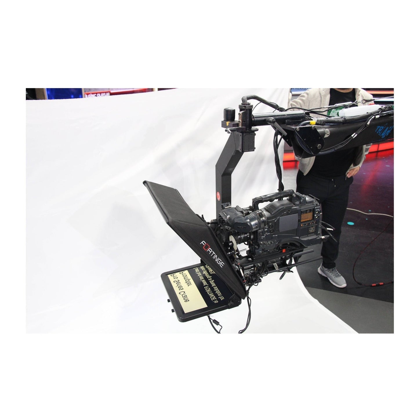 Fortinge PROXJ15-HB High-Brightness 15-Inch Crane Teleprompter