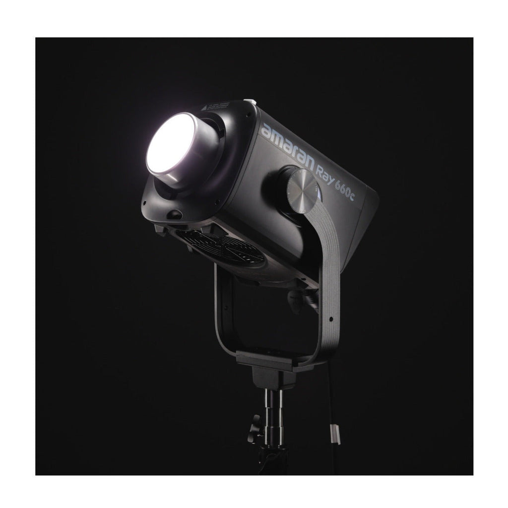 Amaran Ray 660W COB Video Light with Octa Dome 120 4ft Bowens Softbox Bundle