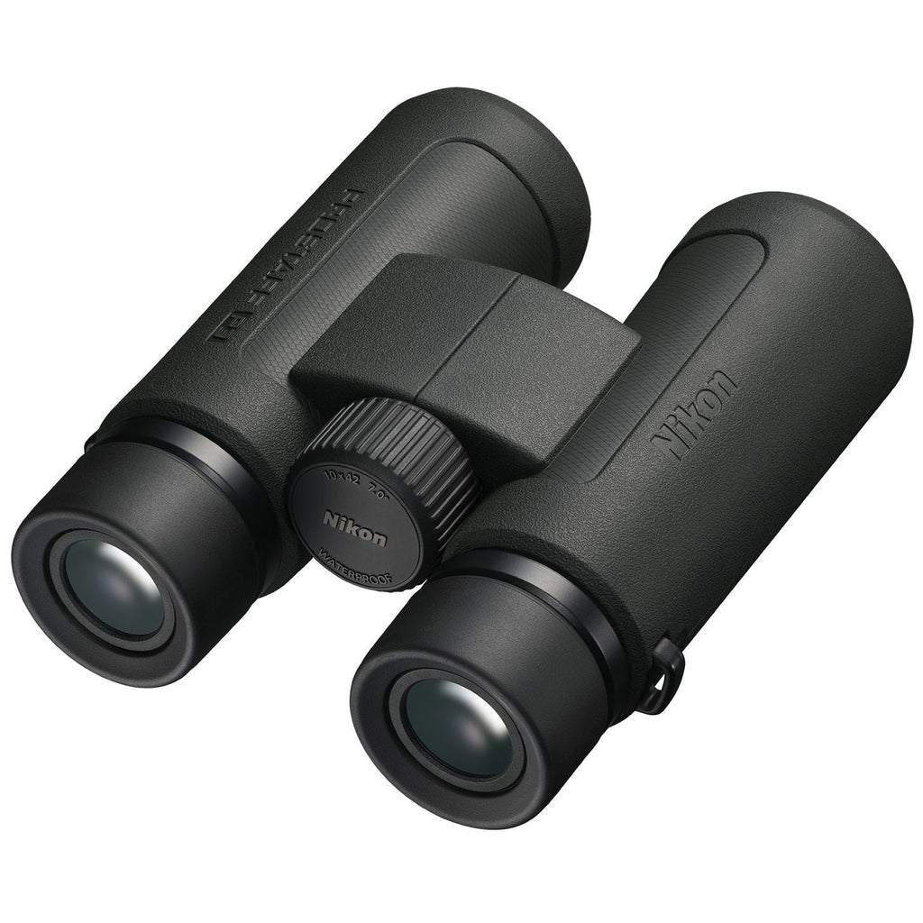 Nikon Prostaff P3 10X42 Binoculars with Harness and Lens Pen Cleaning System