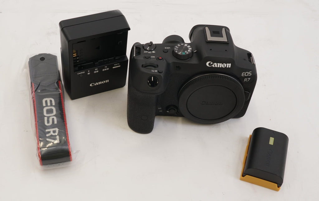 Canon EOS R7 Mirrorless Camera with Cropping Guide Firmware (Used)