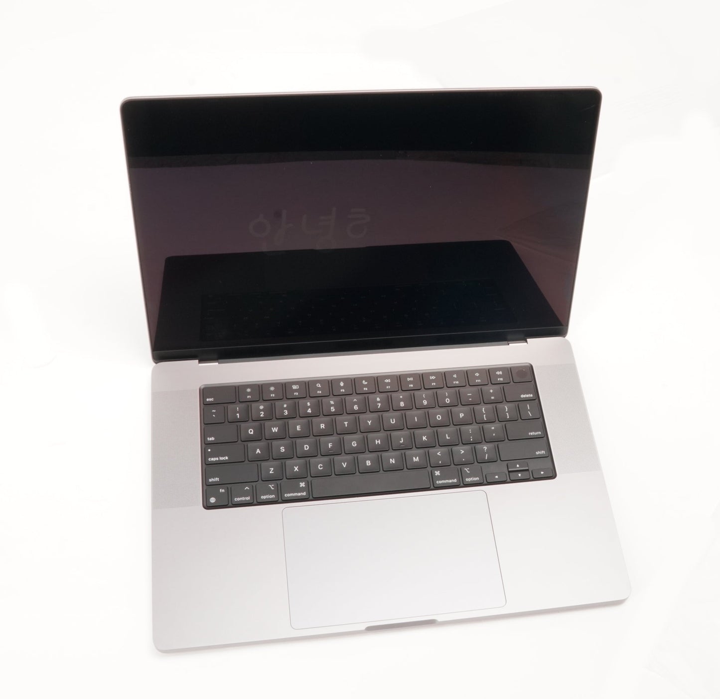 Apple MacBook Pro, 16.2-Inch, 512GB SSD (Space Gray) (Used)